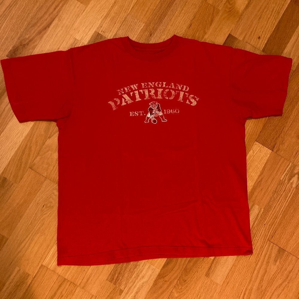 New England Patriots Reebok Throwback NFL T-shirt Size Large